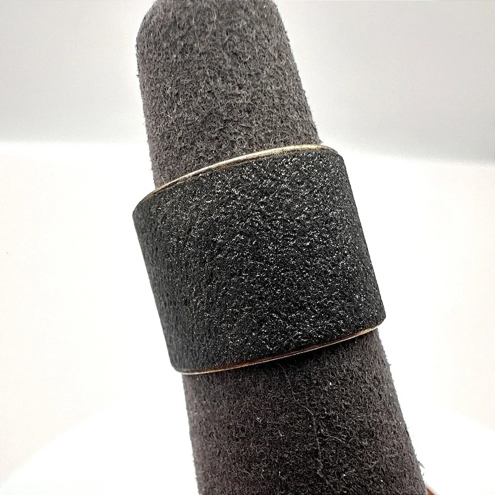 Vintage 90s Black Sandblast Texture Band Ring Matte Statement‎ Classic Jewelry